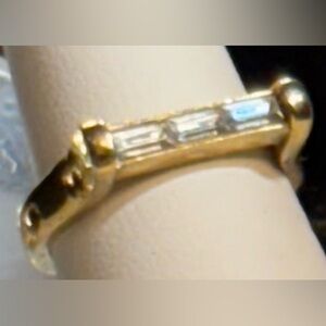 Elegant Gold and Silver Women's Ring